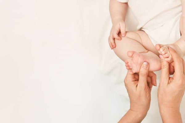 The Health Benefits Of Baby Massage: A Comprehensive Guide